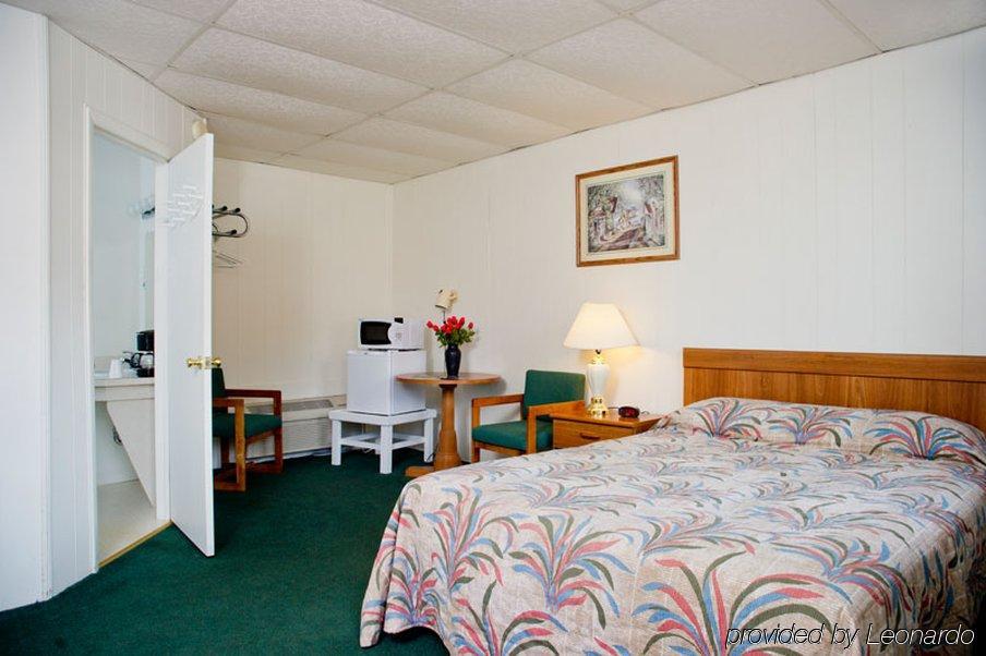 Motel Montreal Lake George Habitación foto